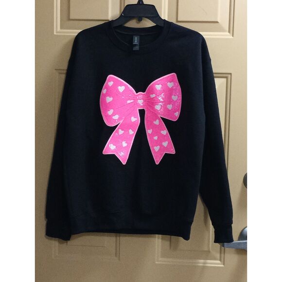Gildan Tops - Gildan Heavy Blend Black Pink Coquette Bow Heart Graphic Sweatshirt Medium